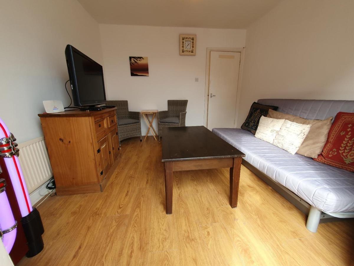 63B Willesden Lane Two Bed Apartment Londra Dış mekan fotoğraf